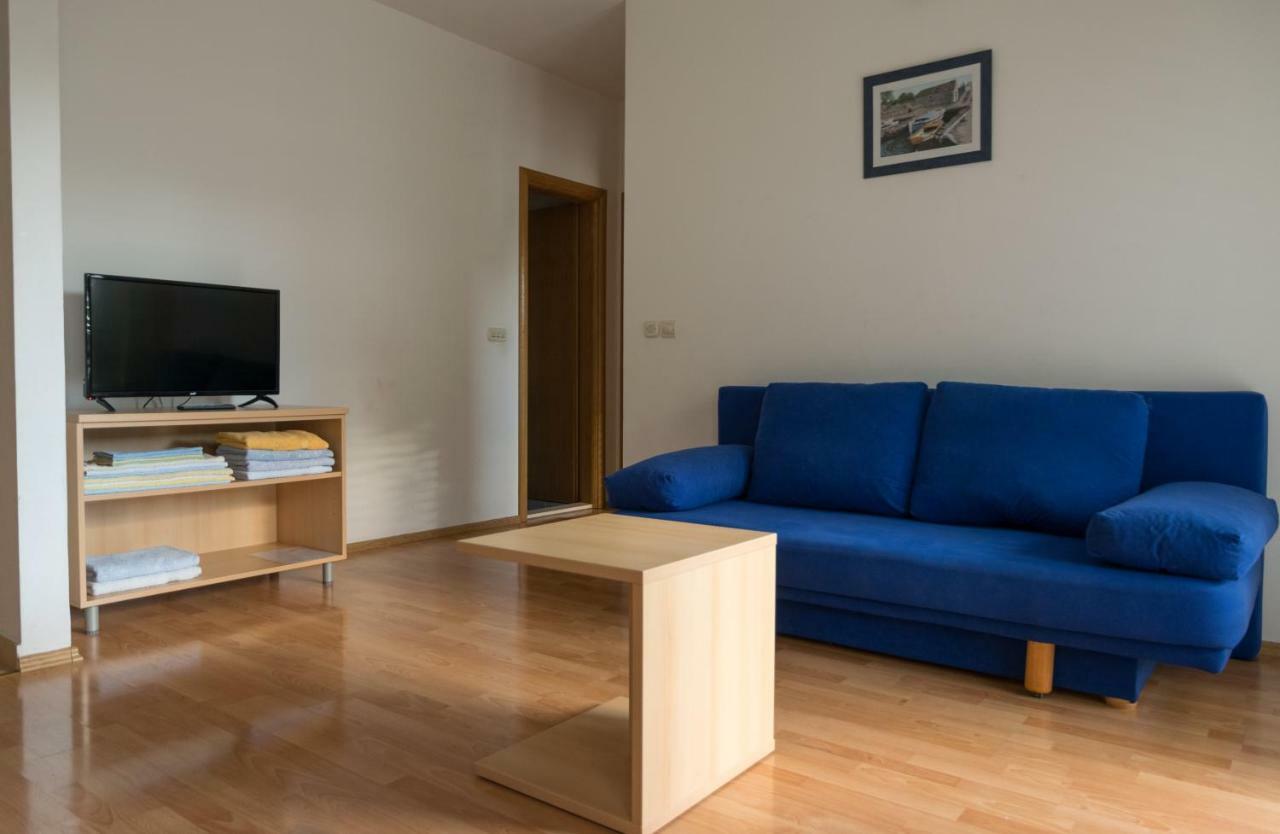 House Vera Baška Voda エクステリア 写真