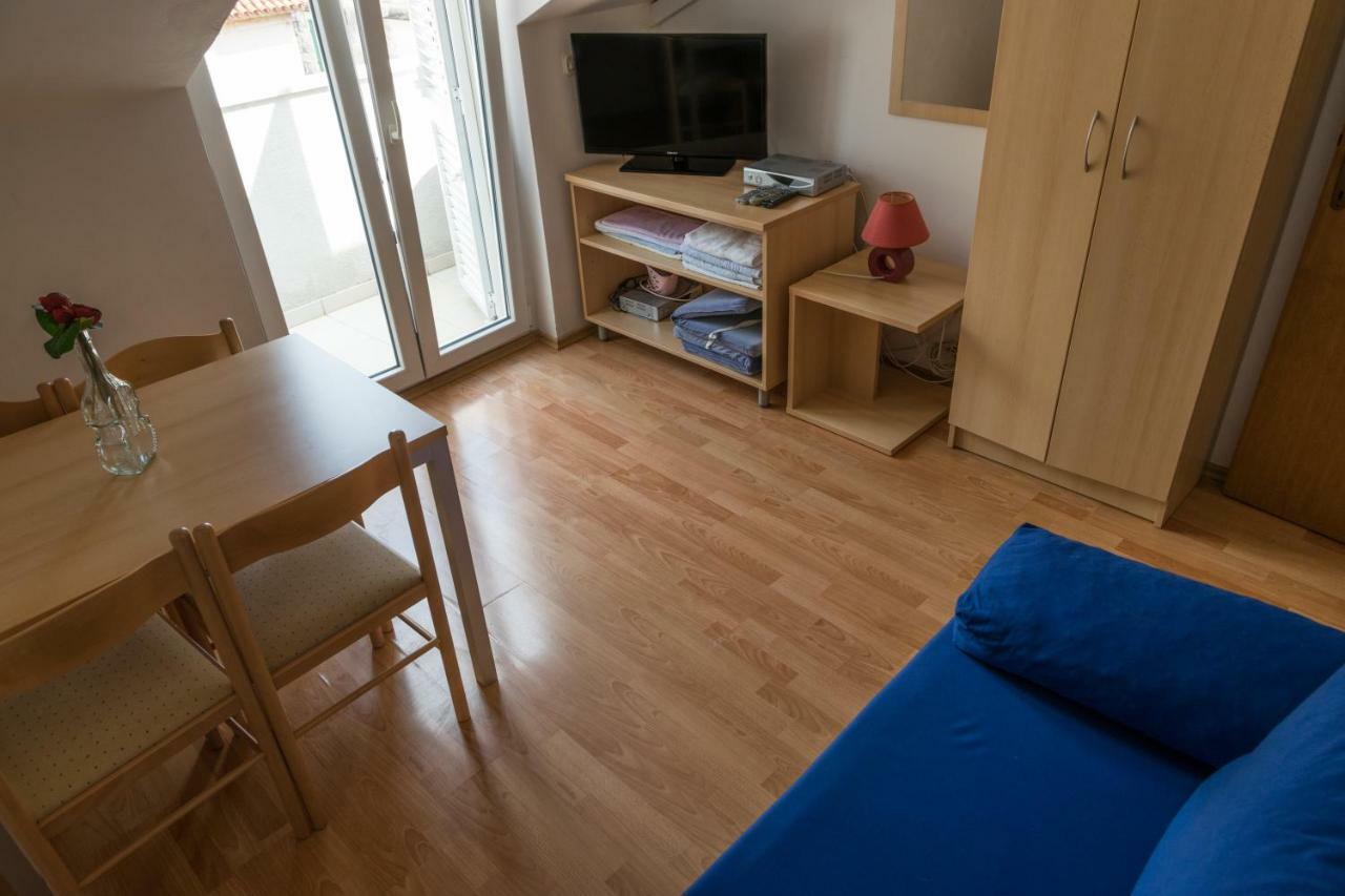 House Vera Baška Voda エクステリア 写真