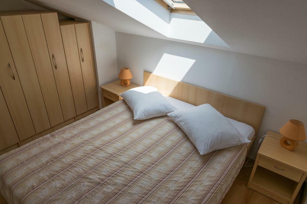 House Vera Baška Voda エクステリア 写真